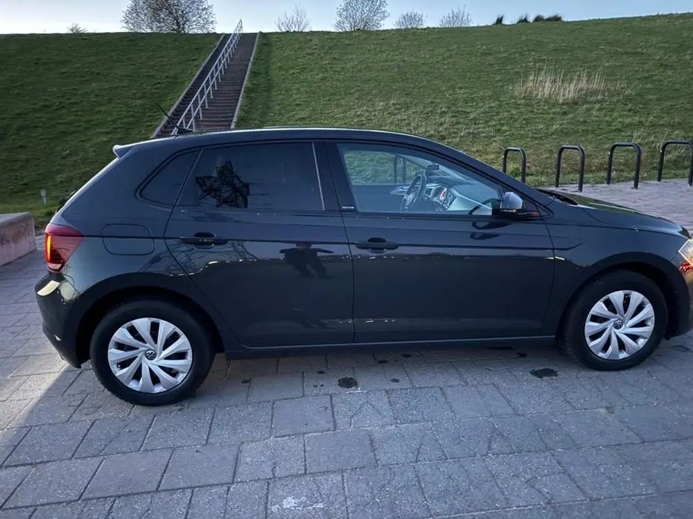 Volkswagen Polo 1.0 TSI 110pk Dsg-7 2021 Grijs uit 2021, foto 3