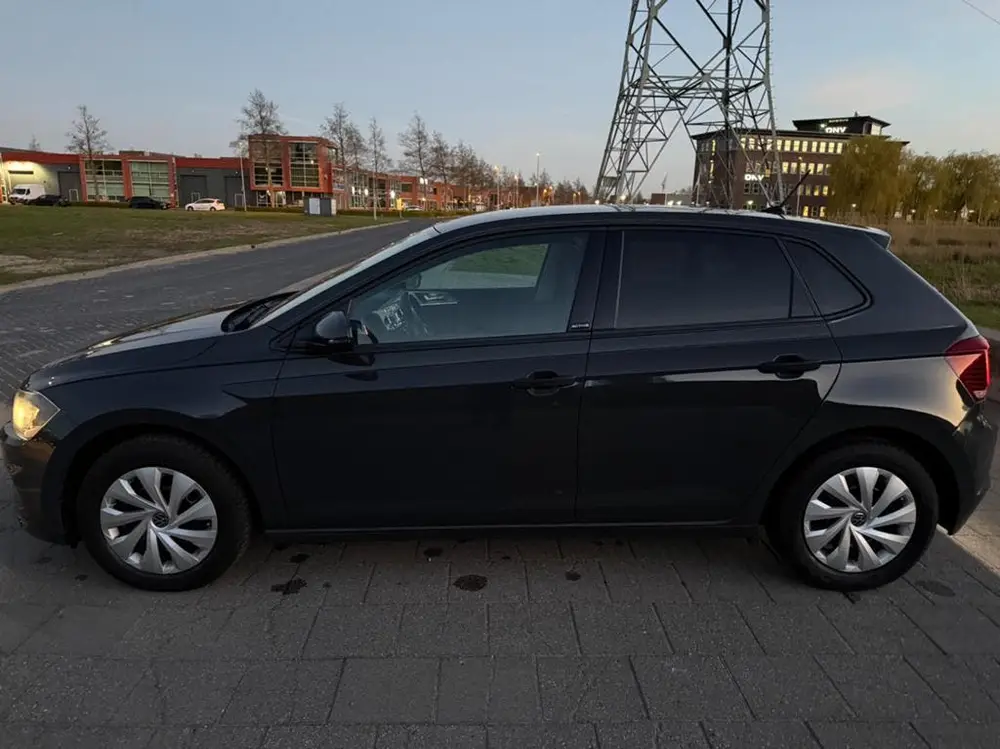 Volkswagen Polo 1.0 TSI 110pk Dsg-7 2021 Grijs uit 2021, foto 4