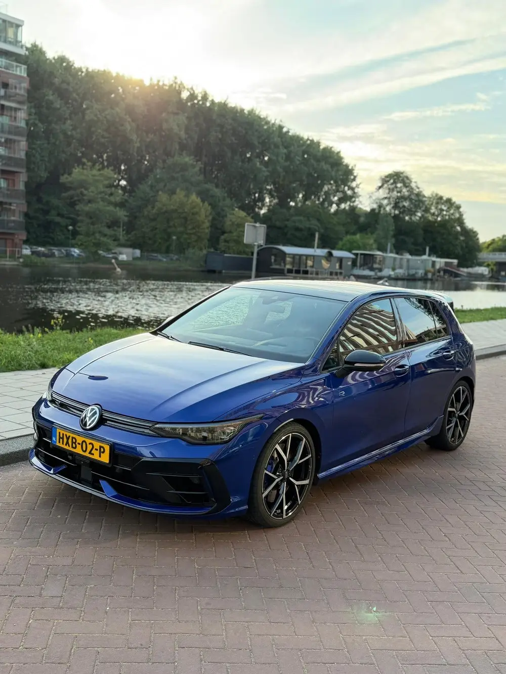 Volkswagen Golf R 8.5 333 pk | Akrapovic | HUD | Pano | 360 uit 2024