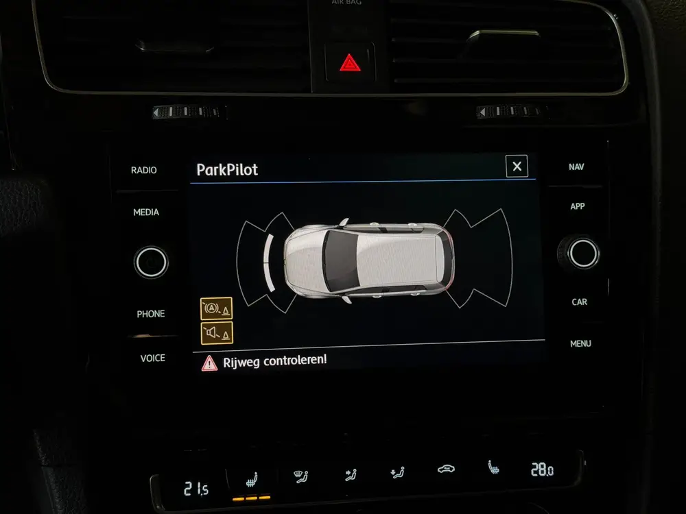 Volkswagen Golf VII Golf 7.5 1.0 TSI 7-DSG 2018 Pano Digital Dash uit 2019, foto 14