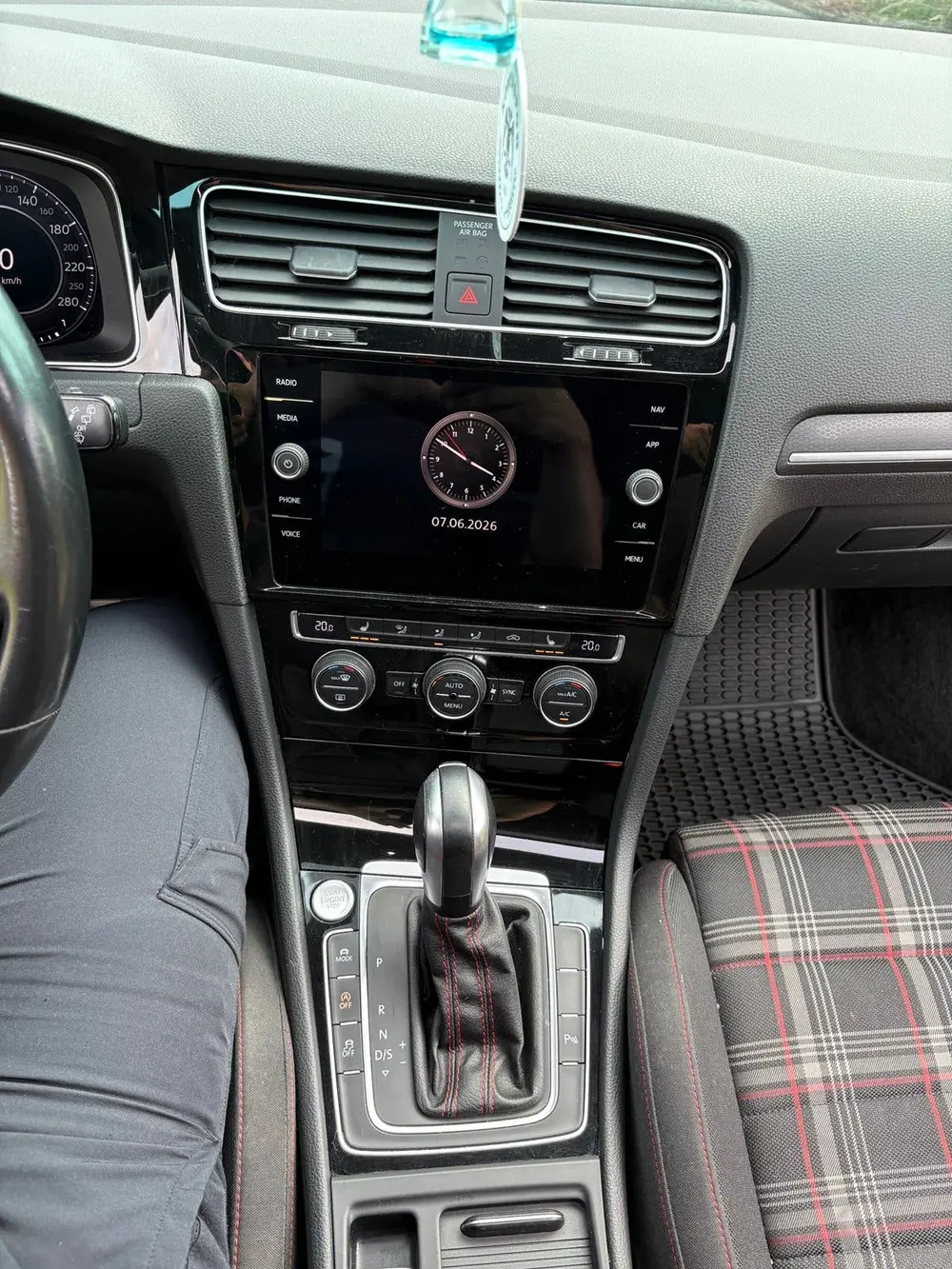 Volkswagen Golf 2.0 TSI Prf. 245pk 7-DSG 2019 Grijs uit 2019, foto 14