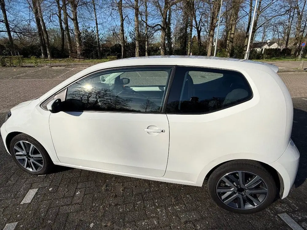 Volkswagen Up! 2019 Facelift – Zuinig, netjes,Duitste platen uit 2019, foto 8
