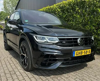 Volkswagen Tiguan 2.0 TSI R75 Black Edition 320PK Akrapovic uit 2022