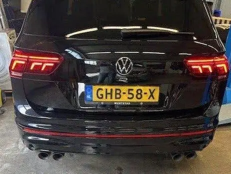 Volkswagen Tiguan 2.0 TSI R75 Black Edition 320PK Akrapovic uit 2022, foto 12