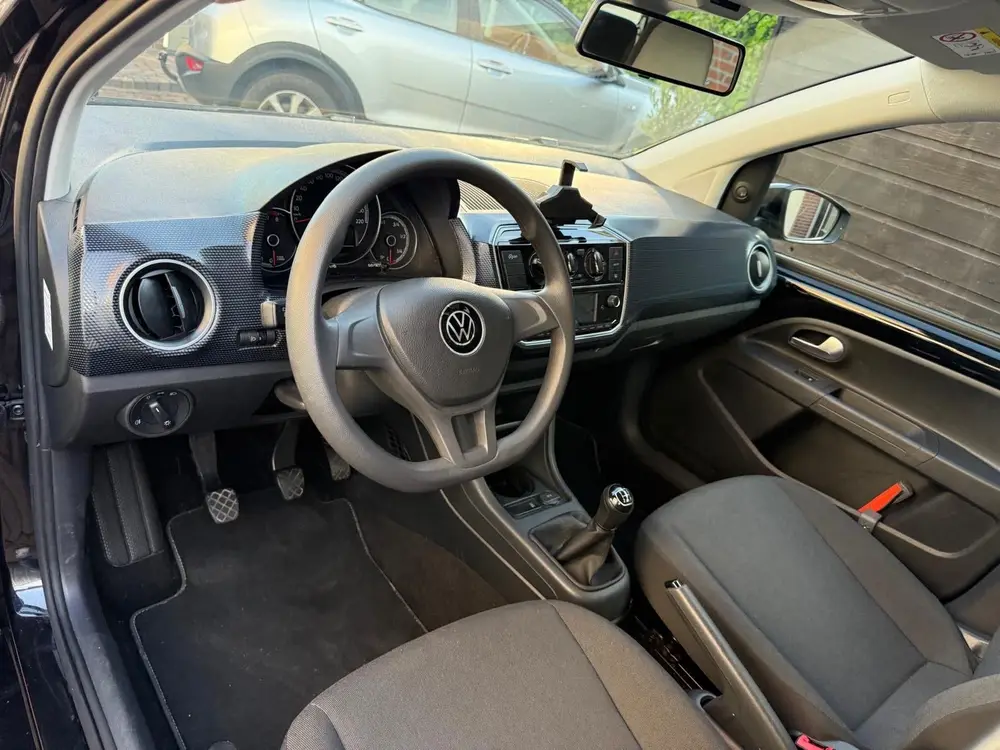 Volkswagen Up! 1.0 65PK 5D 2021 Zwart uit 2021, foto 6