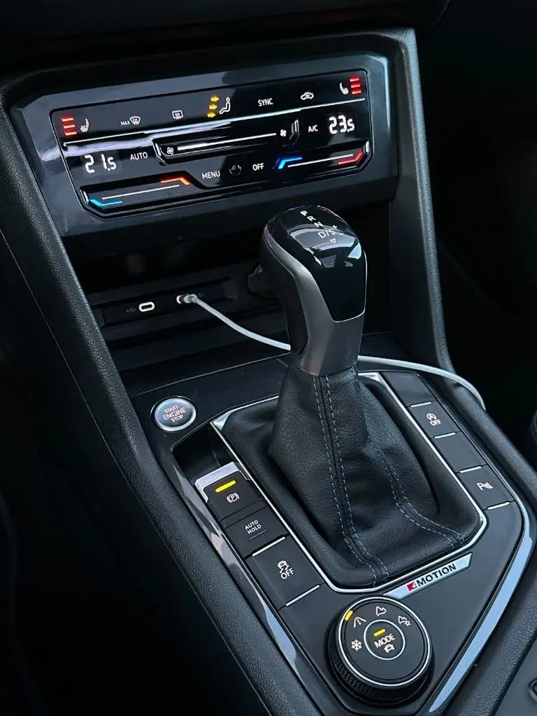 Volkswagen Tiguan 2.0 TSI R 320 PK | 4Motion | Akrapovic uit 2021, foto 10