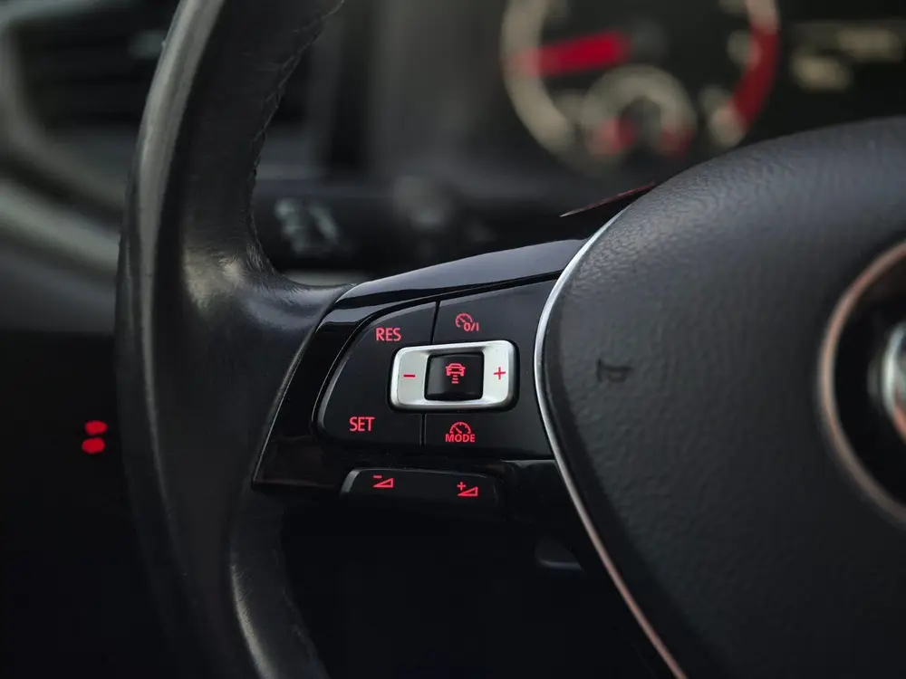 Volkswagen Polo 1.0 TSI 95pk 7-DSG 2019 Zwart uit 2019, foto 14