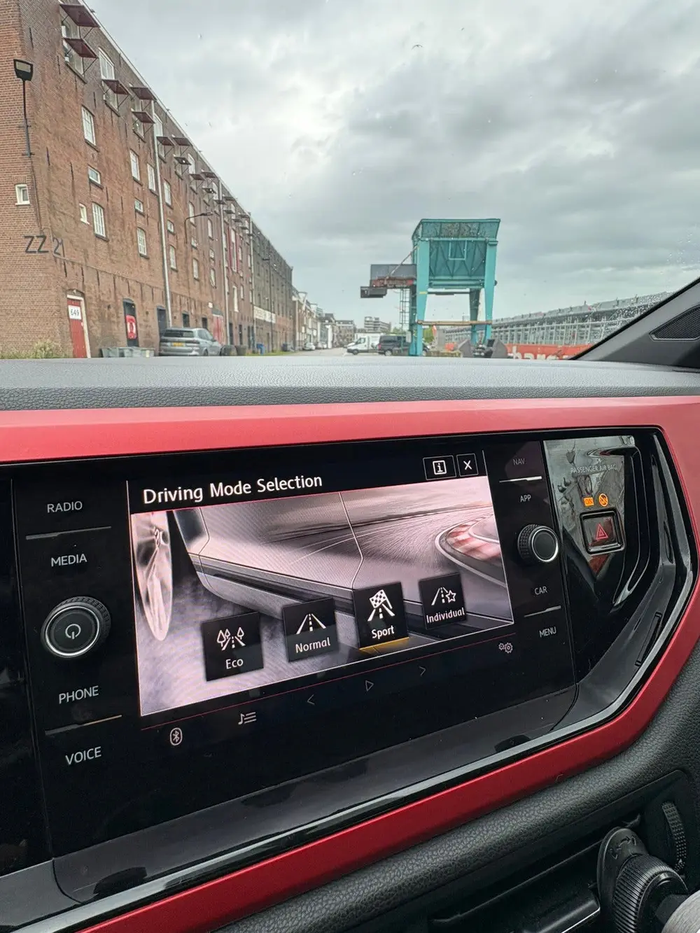 Volkswagen Polo 2.0 TSI 200pk 6-DSG 2020 Virtual/NEW APK uit 2020, foto 11