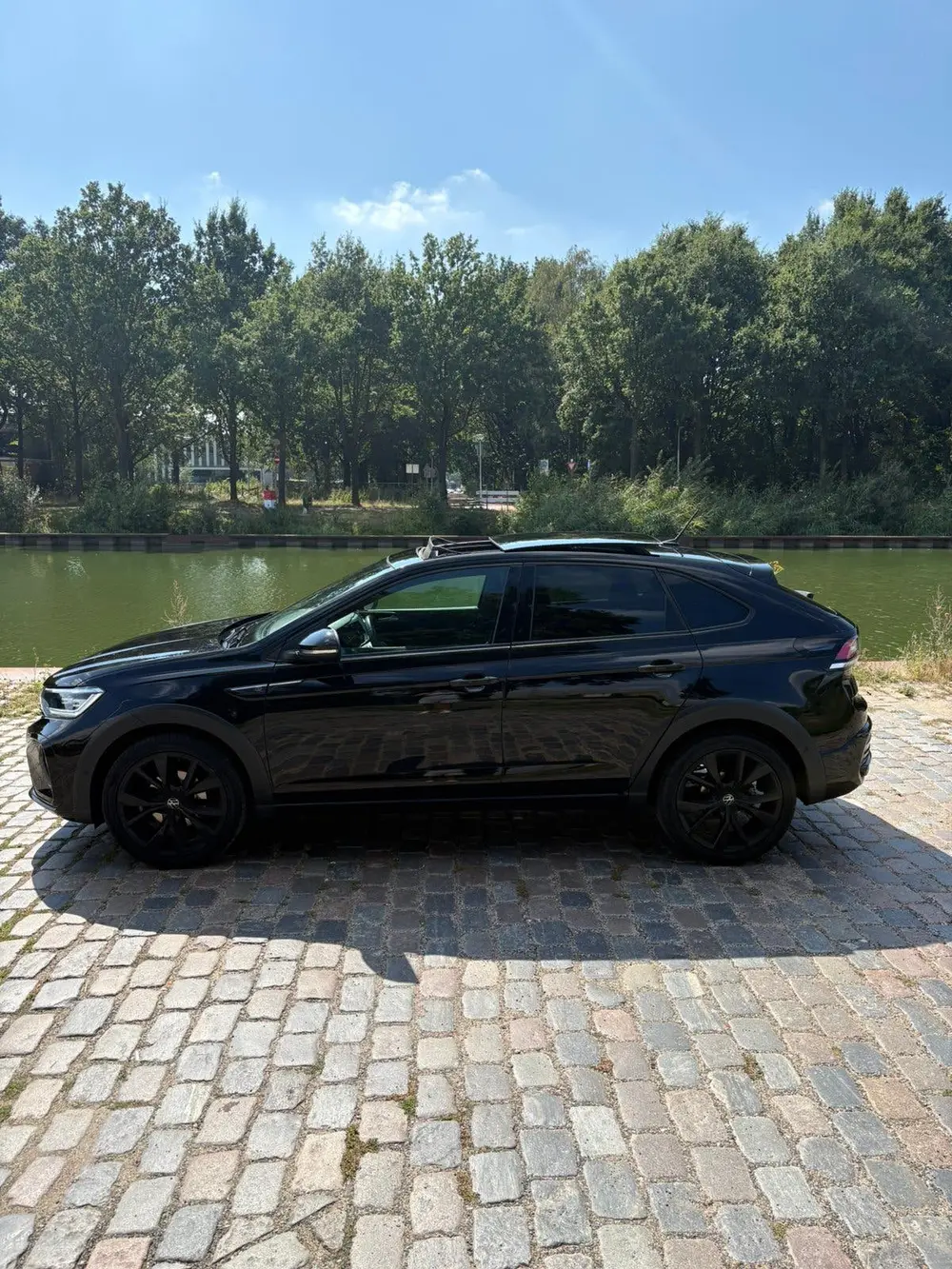 Volkswagen Taigo 1.5 TSI 150pk Dsg-7 2022 Zwart uit 2022, foto 4
