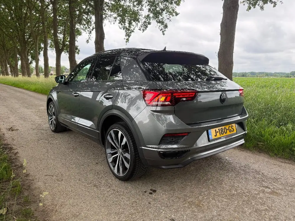 Volkswagen T-Roc R-Line 1.5 TSI DSG|PANO|VIRTUEEL|BEATS|LANE uit 2020, foto 8