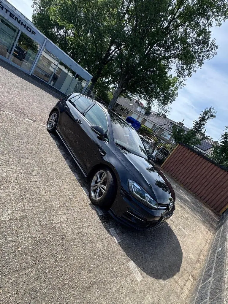 Volkswagen Golf VII Golf 1.5 R lin volgopties 150pk 2019 Zwart uit 2019, foto 13