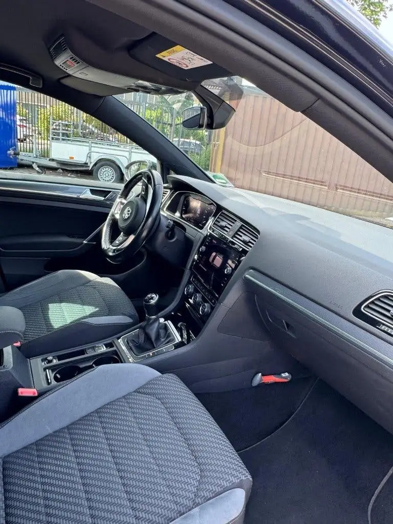 Volkswagen Golf VII Golf 1.5 R lin volgopties 150pk 2019 Zwart uit 2019, foto 16
