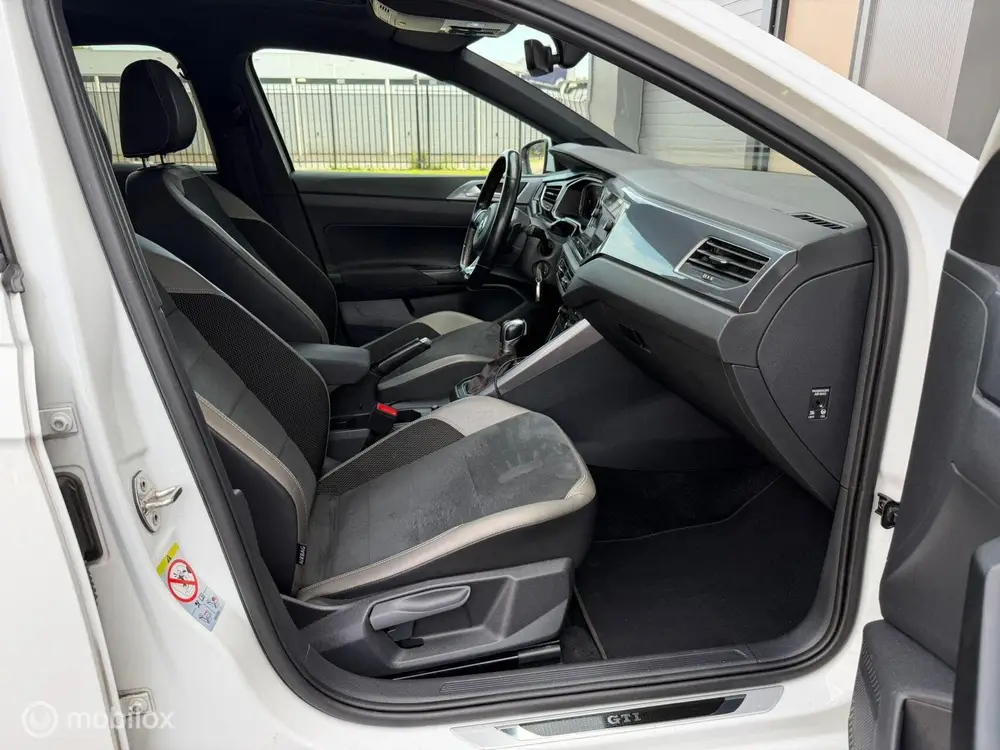 Volkswagen Polo 2.0 GTI / Pano / Virtual / Beats / ACC / Cam uit 2019, foto 11