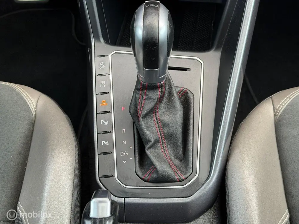 Volkswagen Polo 2.0 GTI / Pano / Virtual / Beats / ACC / Cam uit 2019, foto 17