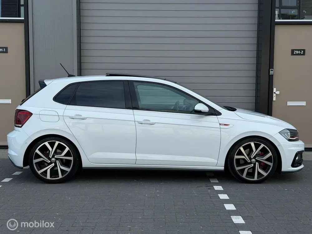 Volkswagen Polo 2.0 GTI / Pano / Virtual / Beats / ACC / Cam uit 2019, foto 4