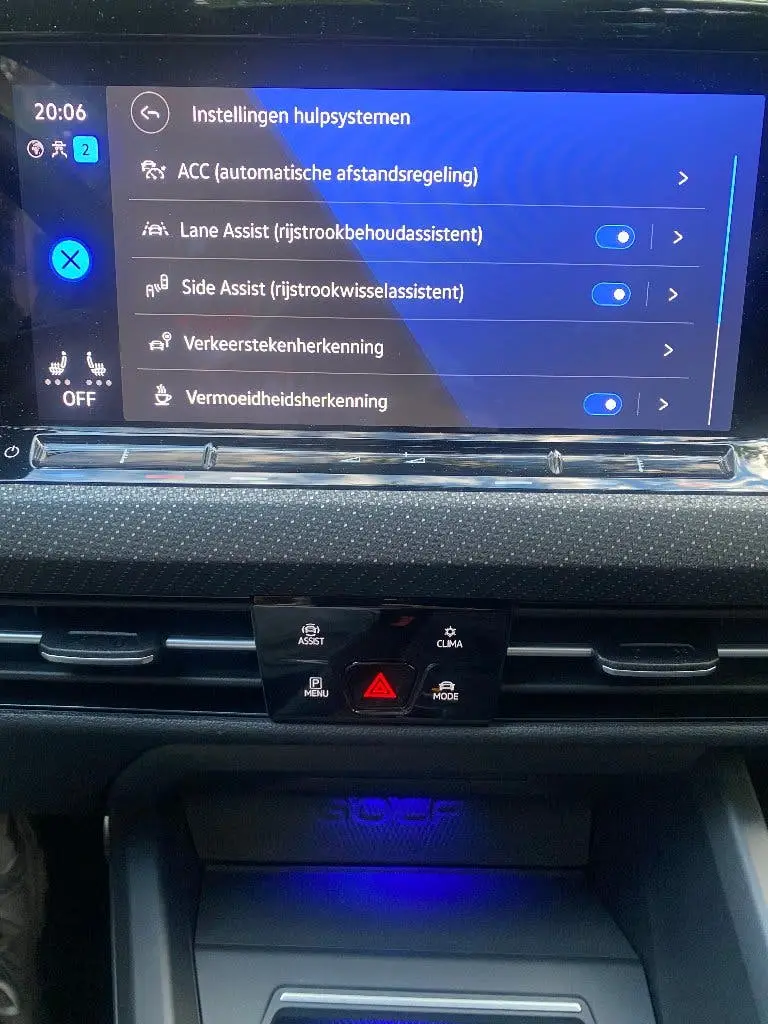 Volkswagen Golf 8R 2.0 TSI 320pk 7-DSG 4MOTION 2022 Zwart uit 2022, foto 18