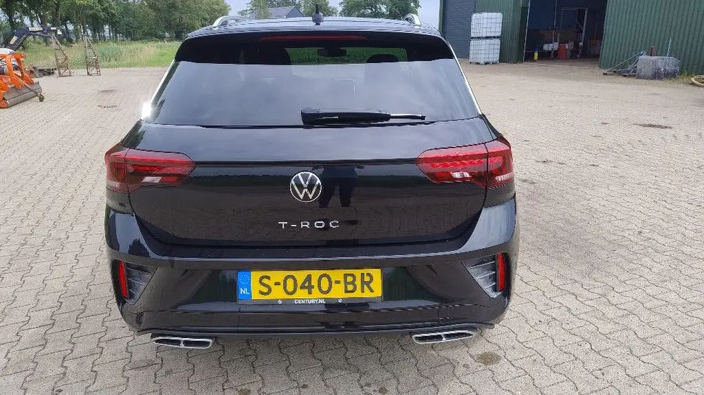 Volkswagen T-Roc 1.0 TSI 110pk 2023 Zwart uit 2023, foto 4
