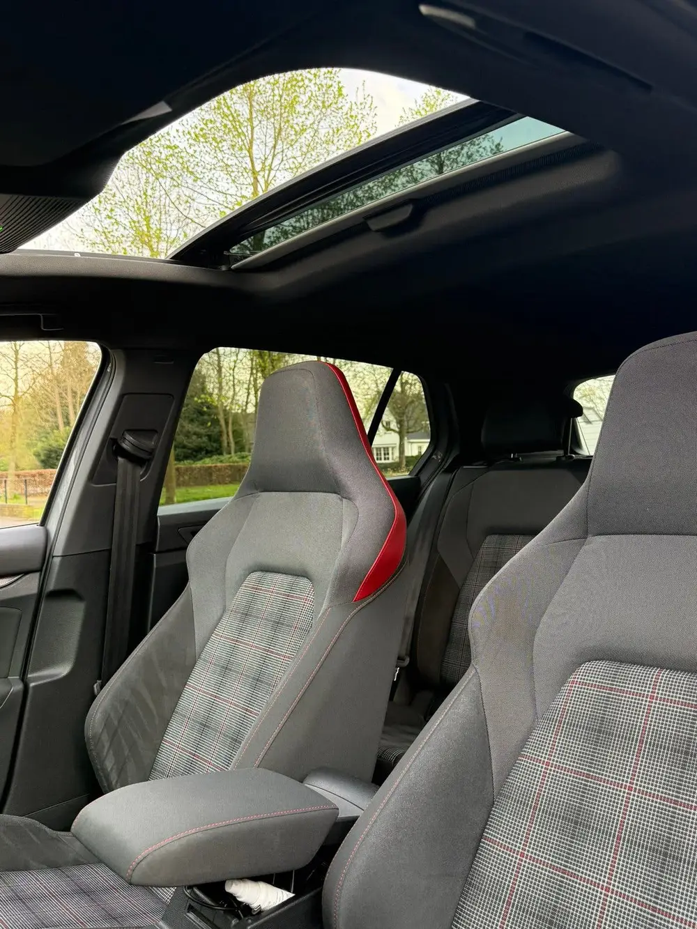 Volkswagen Golf 2.0 TSI 245pk 7-DSG 2021 Grijs uit 2021, foto 13