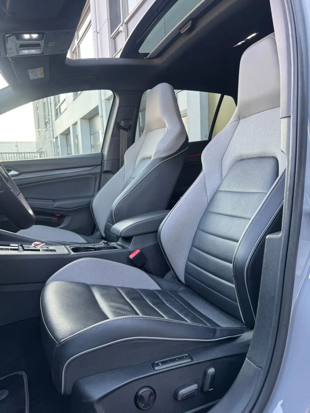 Volkswagen Golf ❗️️VOLKSWAGEN GOLF 8 GTE 245PK | DSG | PANO | BLACK EDITION uit 2021, foto 13