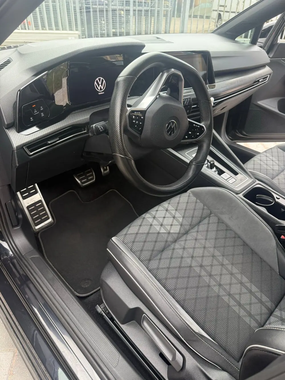 Volkswagen Golf 1.5 Etsi 150pk 7-DSG 2020 Zwart uit 2020, foto 6