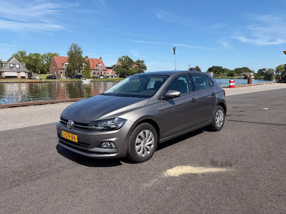 Volkswagen Polo 1.0 TSI Comfortline 95pk 2020 Grijs uit 2020, foto 2