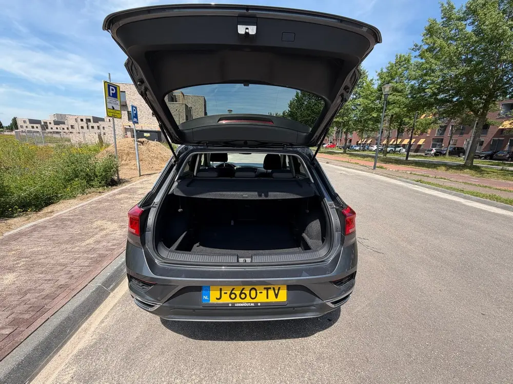Volkswagen T-Roc 1.0 TSI 115pk 2020 Grijs uit 2020, foto 9