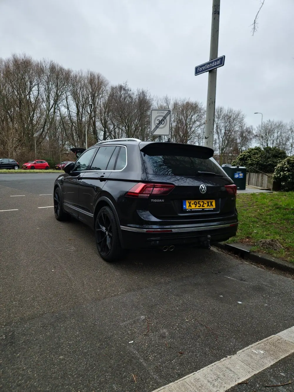 Volkswagen Tiguan 2.0 TSI 190pk 4Motion R-Line DSG uit 2019, foto 3