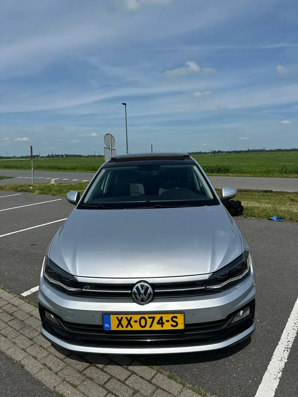 Volkswagen Polo 1.0 TSI 95pk 7-DSG 2019 Grijs uit 2019, foto 10