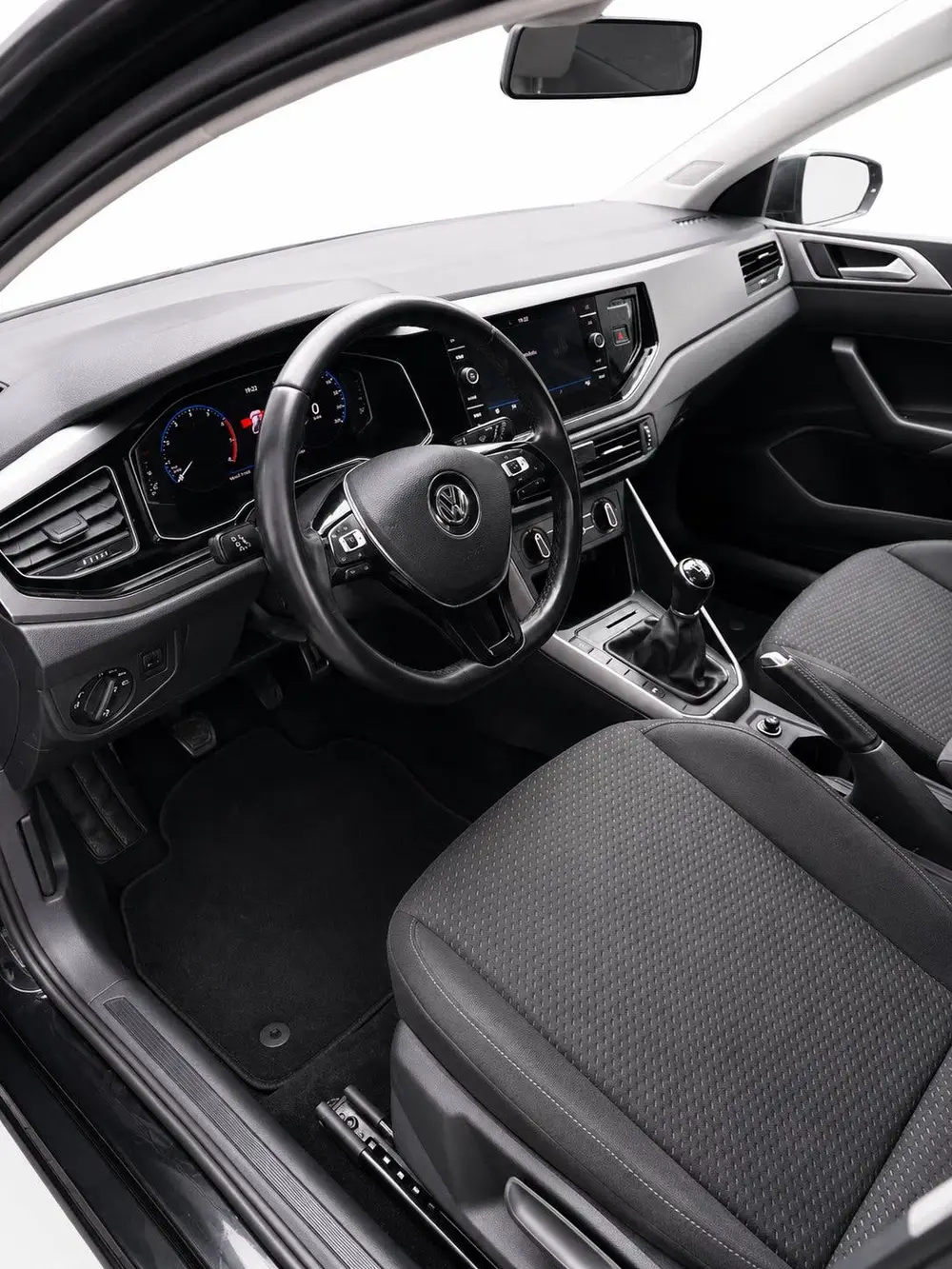 Volkswagen Polo 1.0 TSI 2019 Digital dash, R-Line velgen uit 2019, foto 11