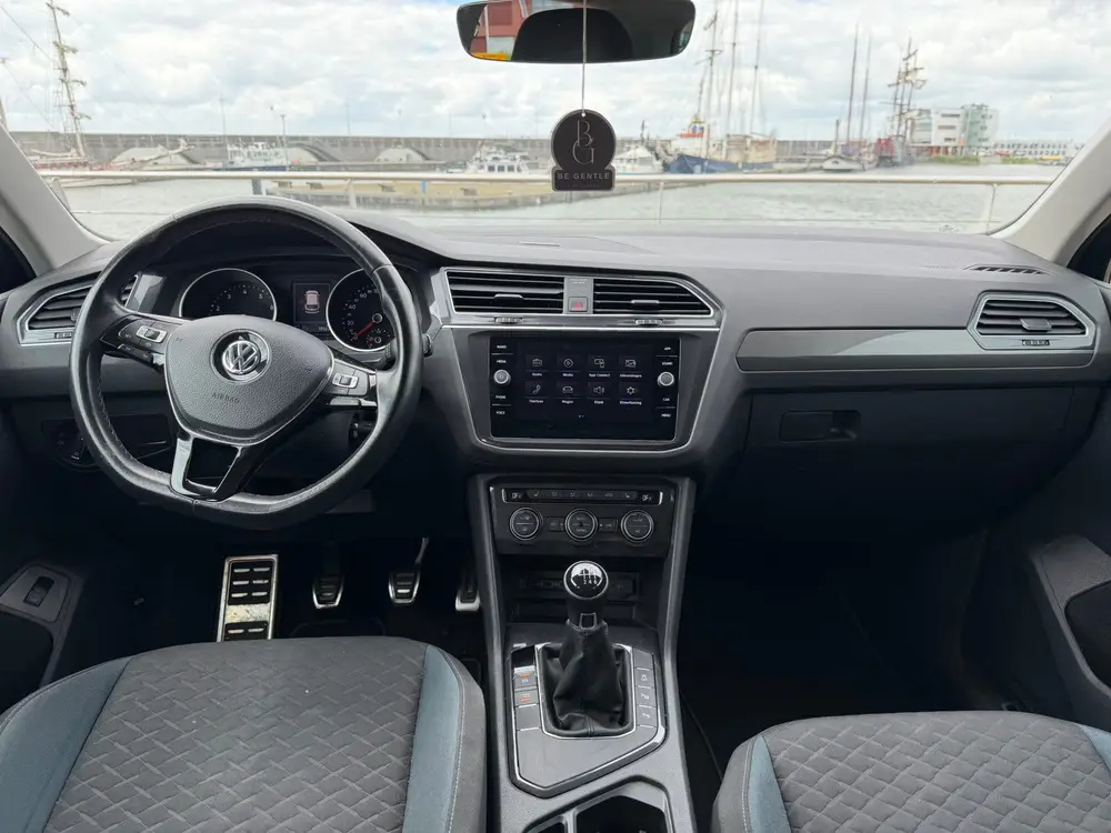 Volkswagen Tiguan 1.5 TSI Camera | CarPlay | Stoelverwarming uit 2019, foto 11