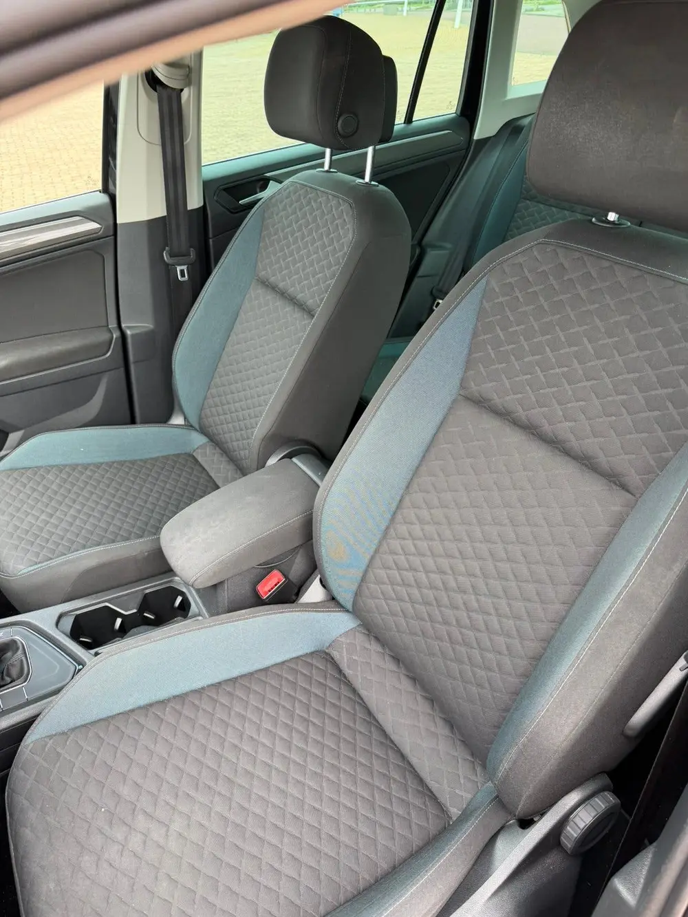 Volkswagen Tiguan 1.5 TSI Camera | CarPlay | Stoelverwarming uit 2019, foto 17