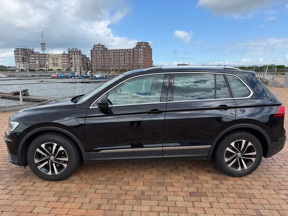 Volkswagen Tiguan 1.5 TSI Camera | CarPlay | Stoelverwarming uit 2019, foto 2