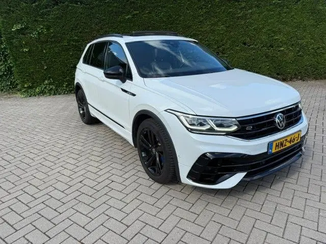 Volkswagen Tiguan 2.0 TSI R 75 Edition 4Motion 320PK pano uit 2021, foto 2