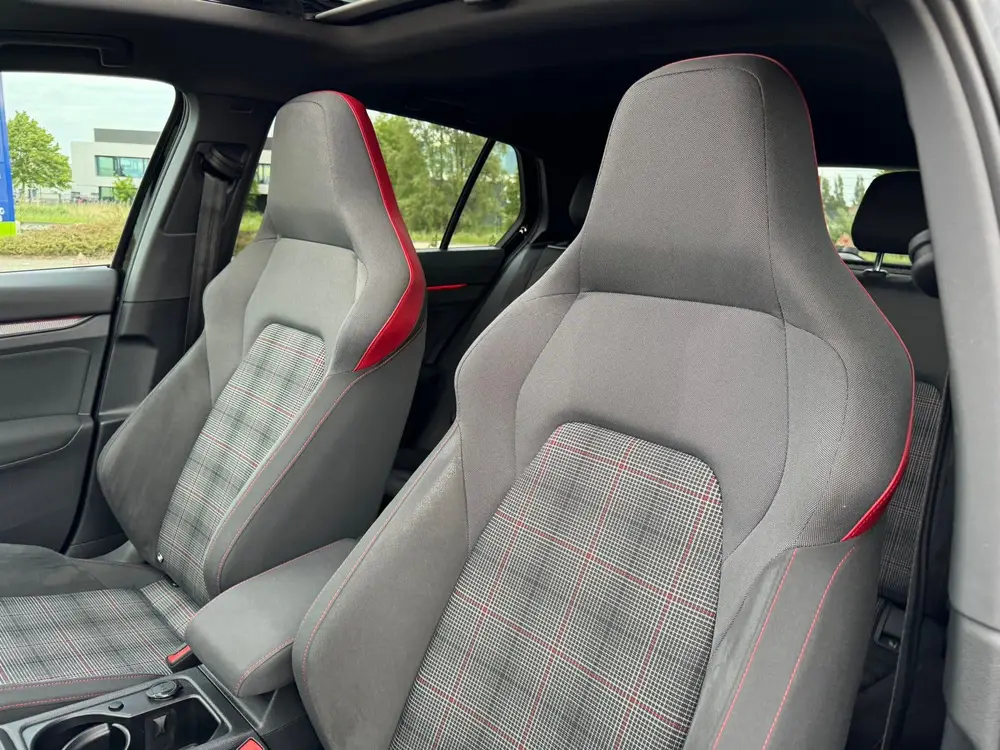 Volkswagen Golf 2.0 TSI 245pk Pano / LED / Camera Aut. uit 2020, foto 12