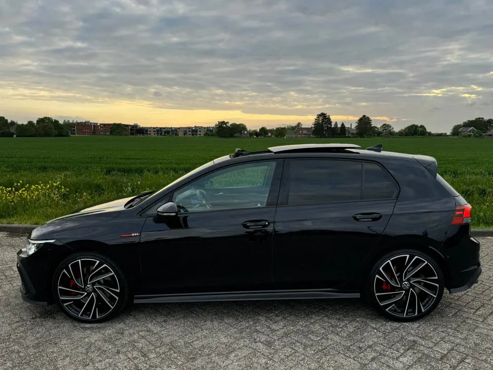 Volkswagen Golf 2.0 TSI 245pk Pano / LED / Camera Aut. uit 2020, foto 4