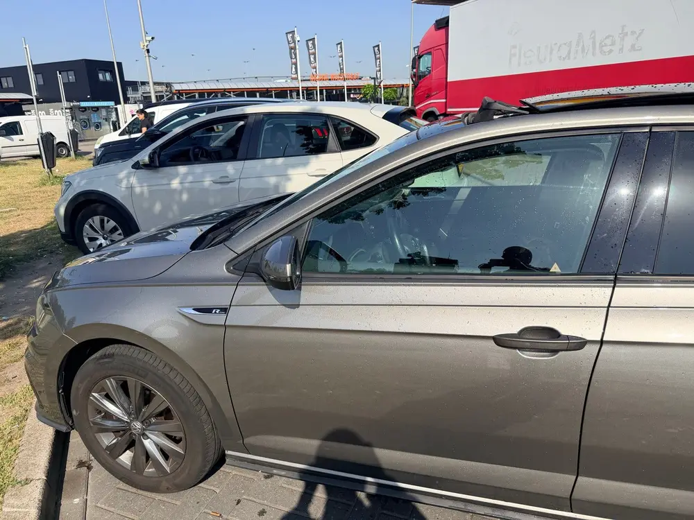 Volkswagen Polo R line ext. Volkswagen Polo 1.0 TSI 95pk 7-DSG 2019 Grijs uit 2019, foto 5