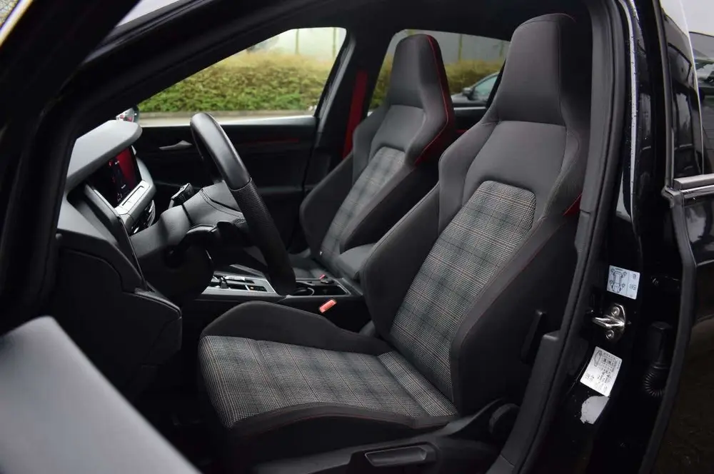Volkswagen Golf 2.0 TSI 245pk 7-DSG 2020 Zwart uit 2020, foto 12