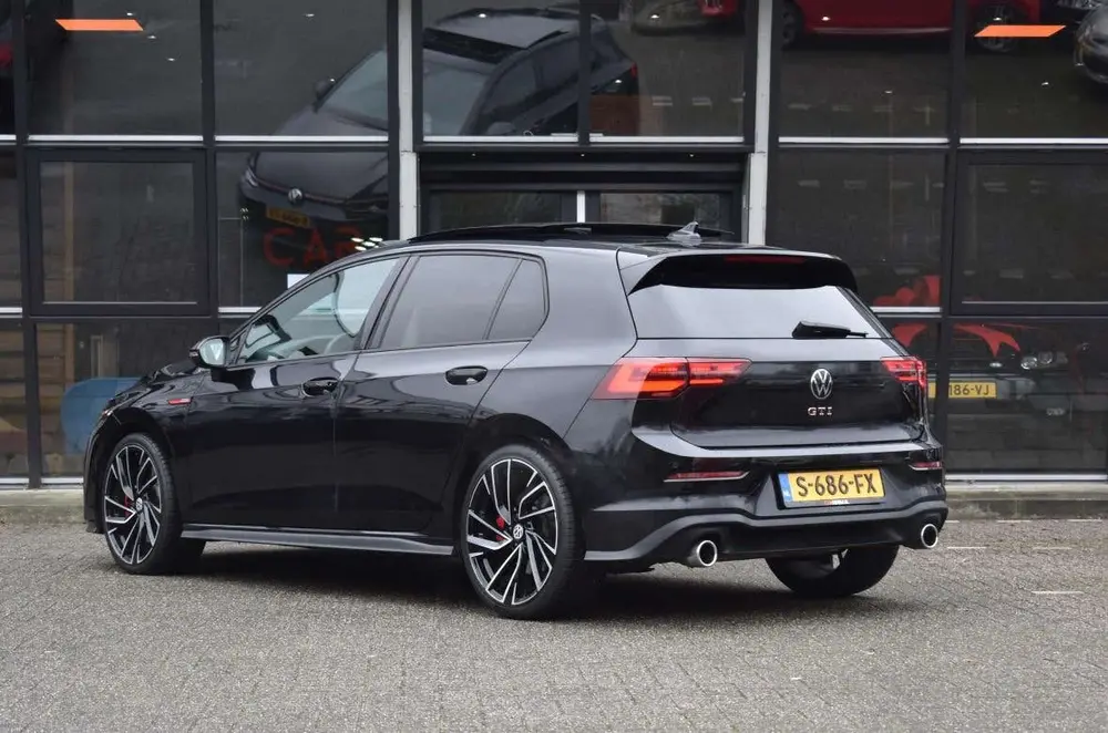 Volkswagen Golf 2.0 TSI 245pk 7-DSG 2020 Zwart uit 2020, foto 7