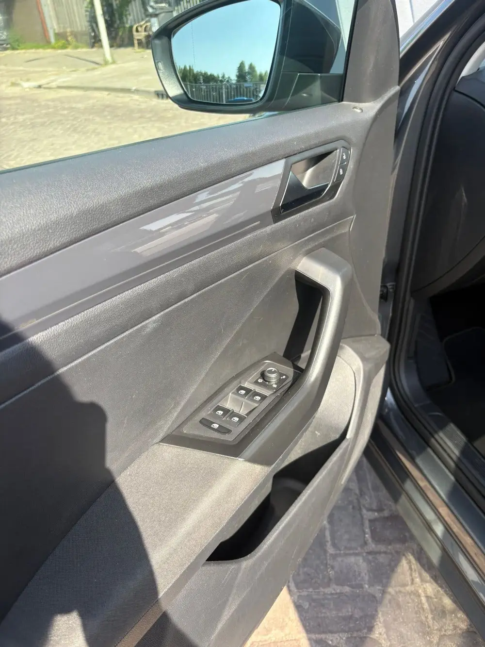 Volkswagen T-Roc 1.5 TSI 150pk 7-DSG 2019 Grijs uit 2019, foto 7
