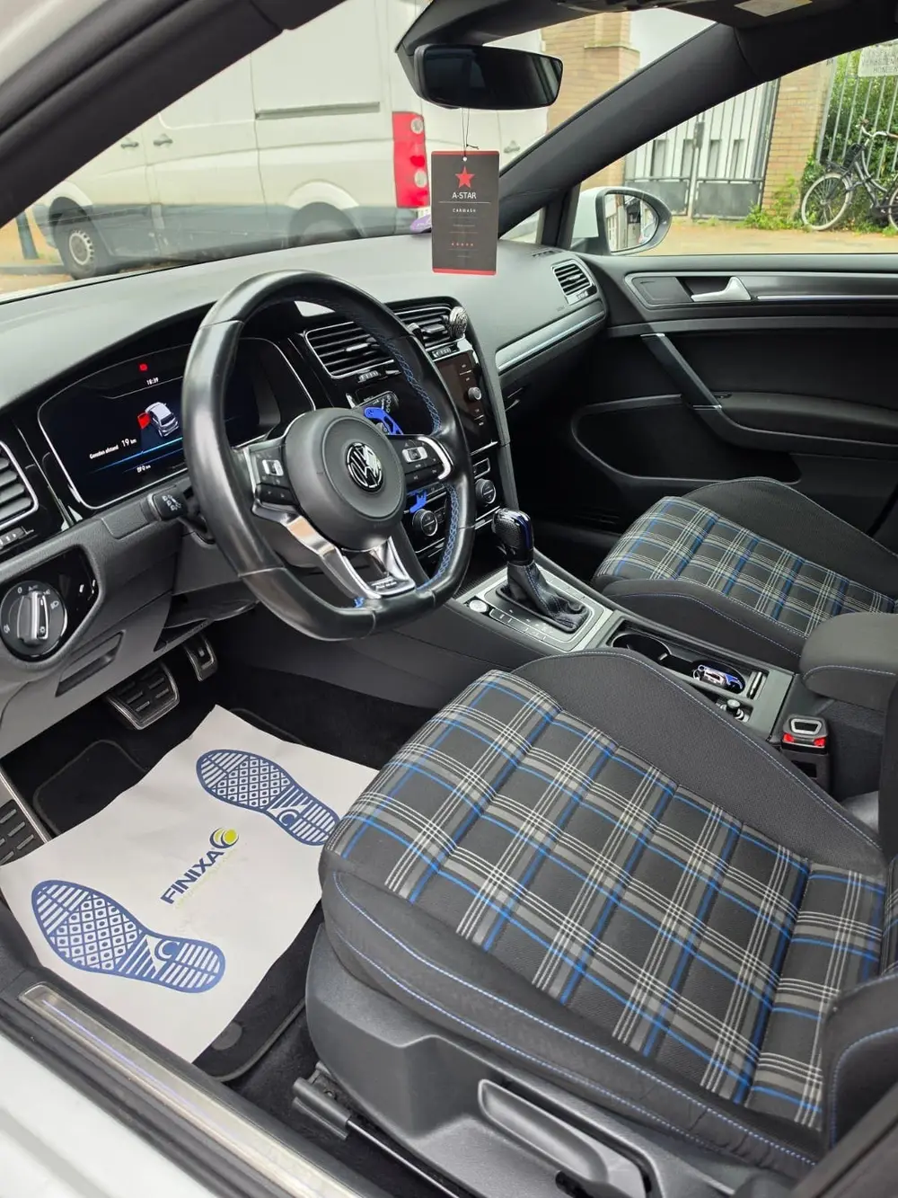 Volkswagen Golf 1.4 Ehybrid 204pk DSG 2020 Wit uit 2020, foto 16