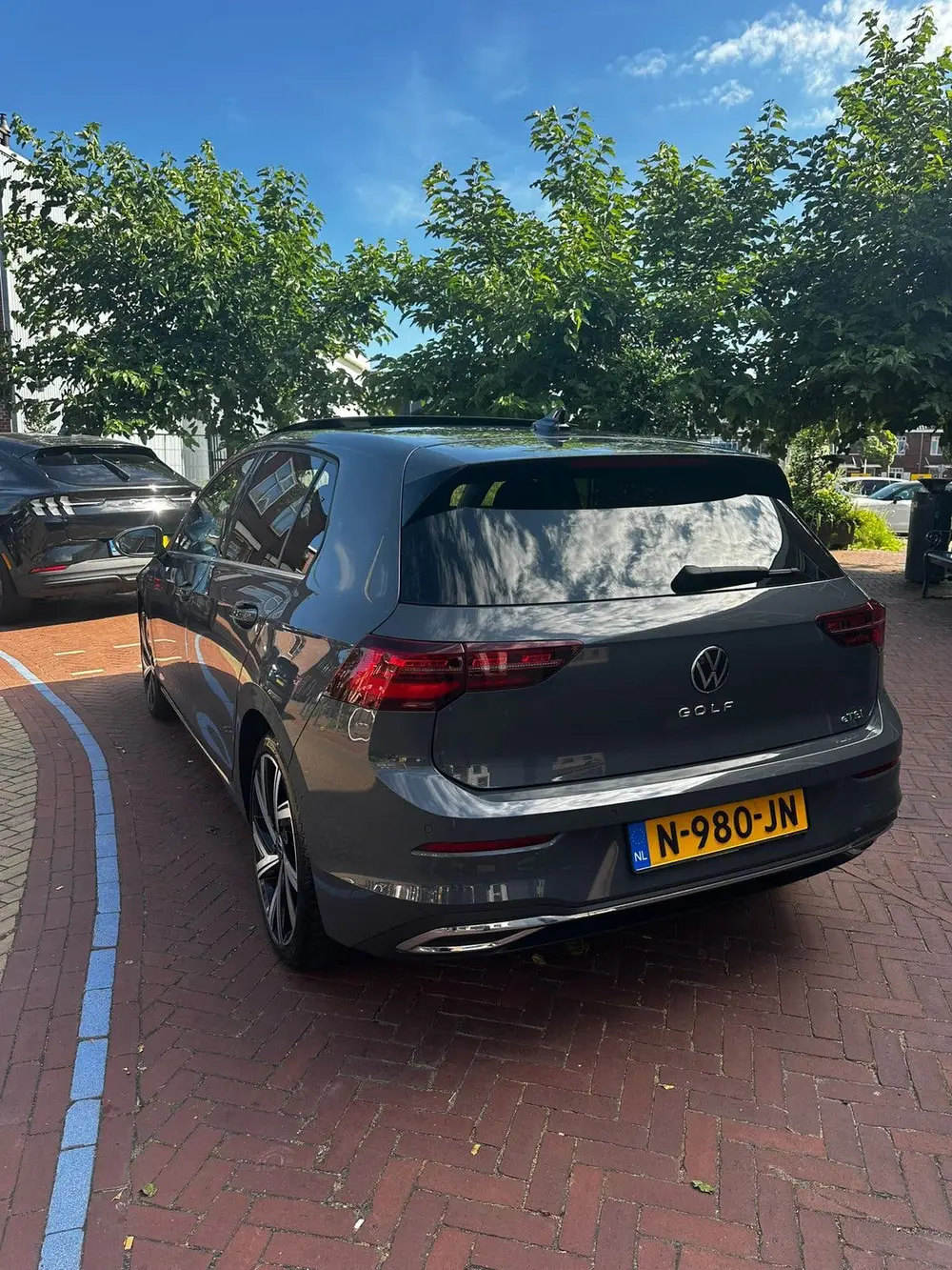Volkswagen Golf VW GOLF 8|IQ-LIGHT|PANO|FULL|1.5 ETSI 150pk 7-DSG GRIJS uit 2020, foto 3