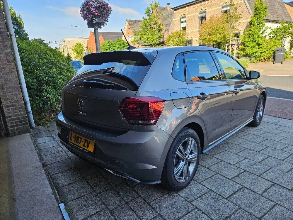 Volkswagen Polo 1.0 TSI R-Line 95pk 2021 Grijs uit 2021, foto 5