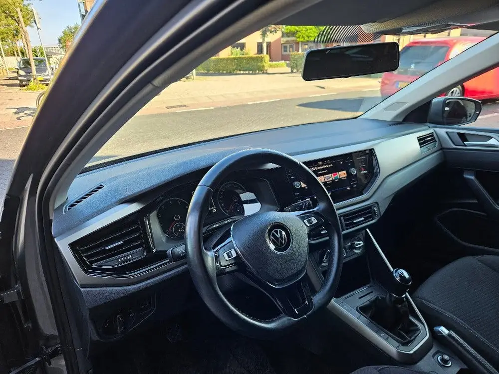 Volkswagen Polo 1.0 TSI R-Line 95pk 2021 Grijs uit 2021, foto 9