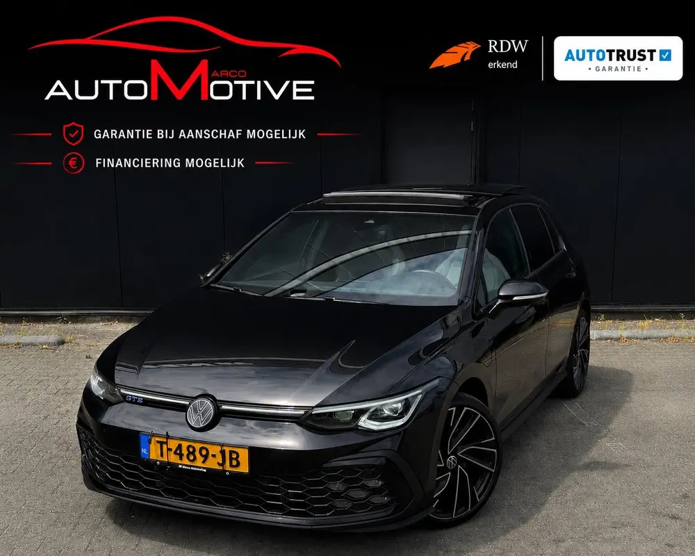 Volkswagen Golf VW Golf GTE 2022 245PK STERRENHEMEL|Memory|LEDER|IQ|PANO|19” uit 2022