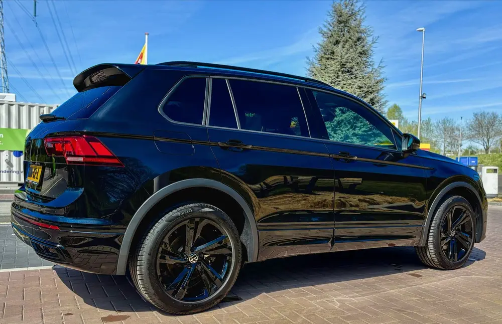 Volkswagen Tiguan eHybrid R-Line Black Style | IQ.Light | uit 2022, foto 5