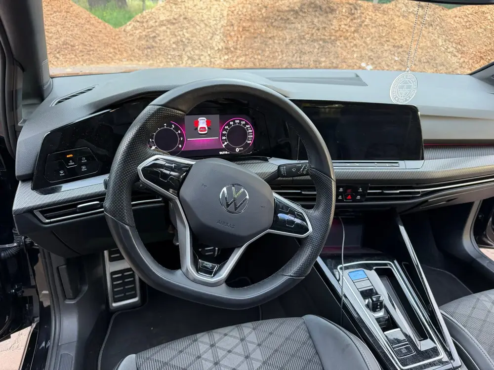 Volkswagen Golf 1.5 Etsi 150pk 7-DSG 2023 Zwart uit 2023, foto 13