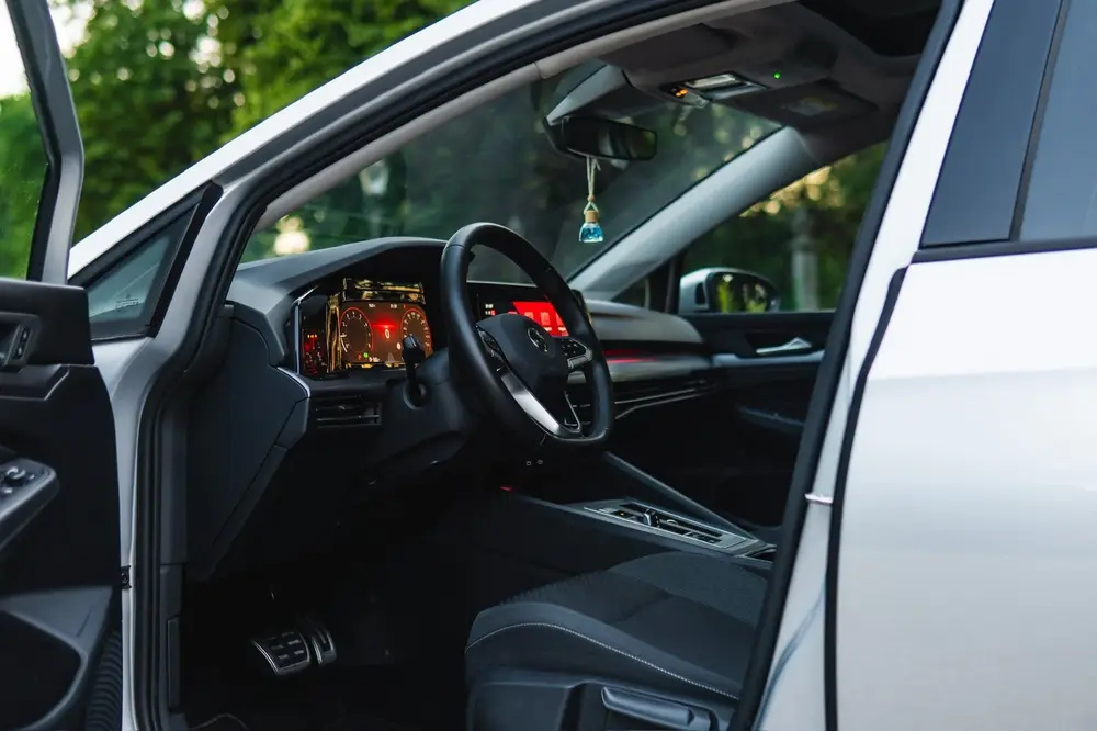 Volkswagen Golf DSG|Fabrieksgarantie|Panoramadak|GTI-velgen uit 2021, foto 2