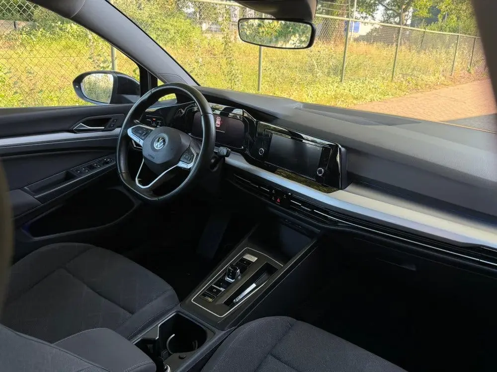 Volkswagen Golf 2.0 TDI 150pk 7-DSG 2020 Zwart uit 2020, foto 8