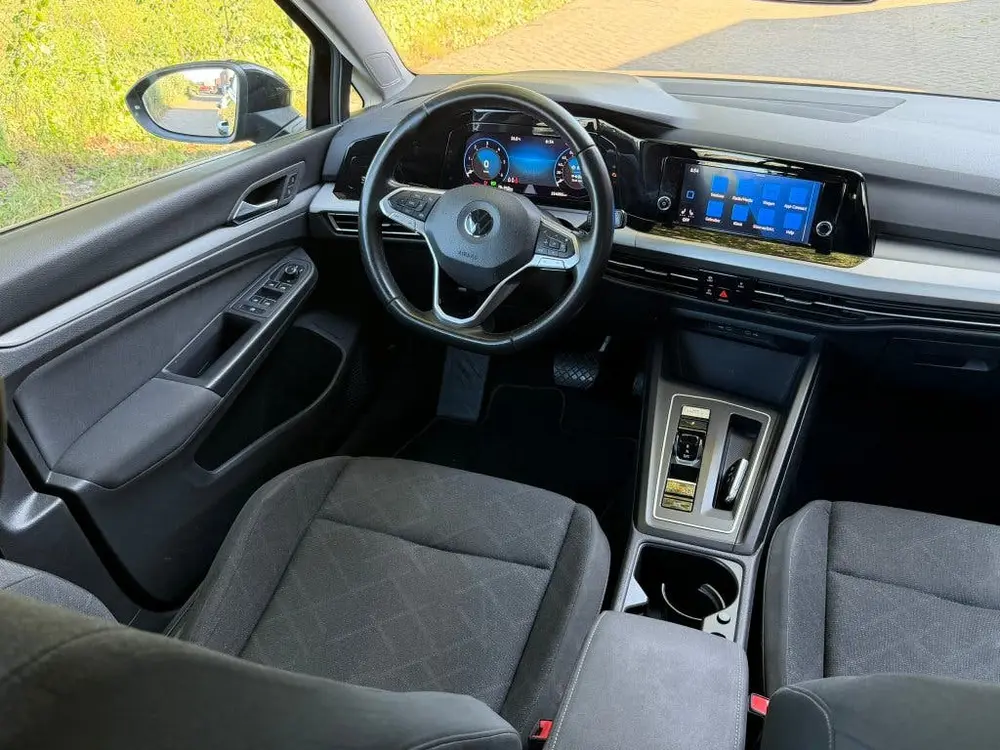 Volkswagen Golf 2.0 TDI 150pk 7-DSG 2020 Zwart uit 2020, foto 9