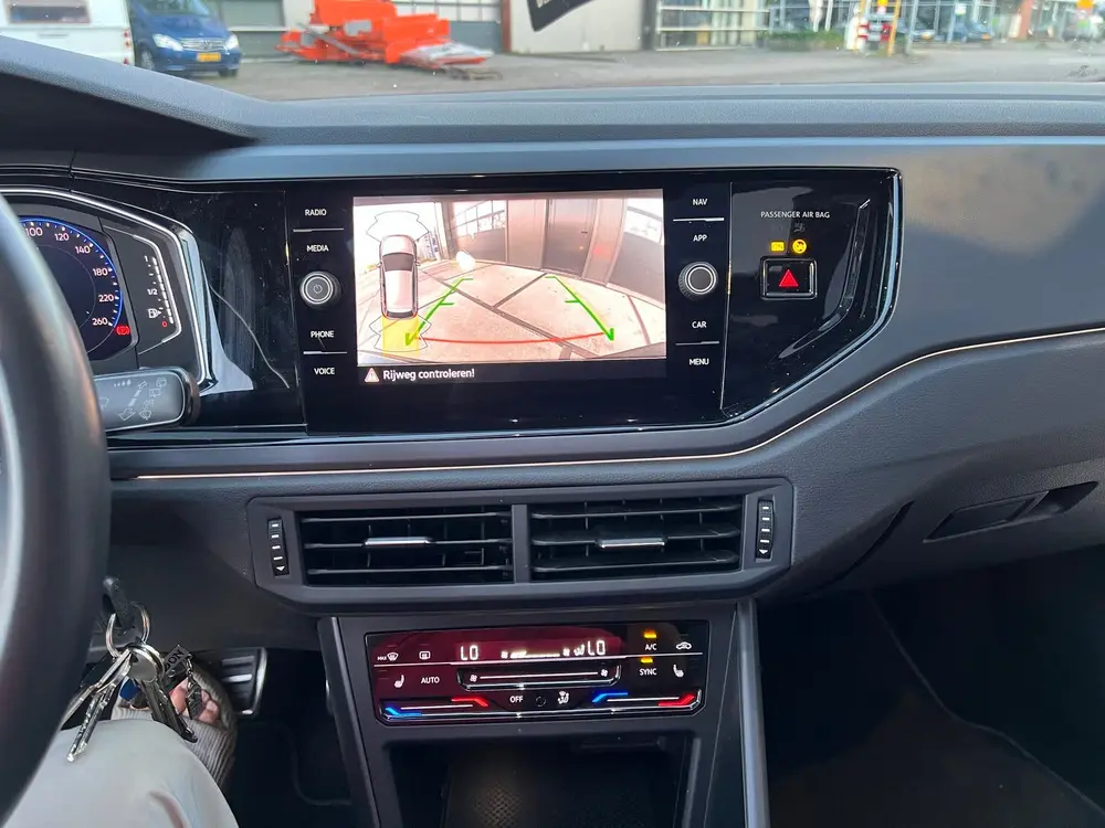 Volkswagen Polo 1.0 TSI R-Line Automaat Panorama 2023 uit 2023, foto 10